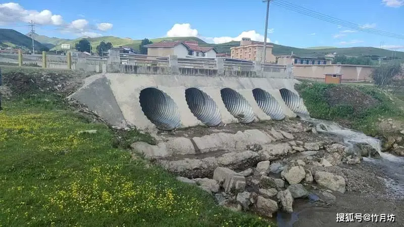 鋼波紋管涵：為何它能替代傳統(tǒng)水泥涵洞？